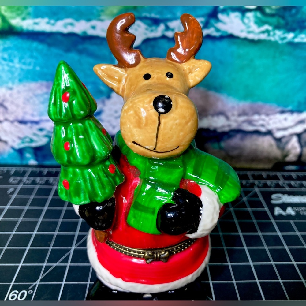 LARGE Vintage Santa Reindeer Limoges Style Hinged Trinket Box